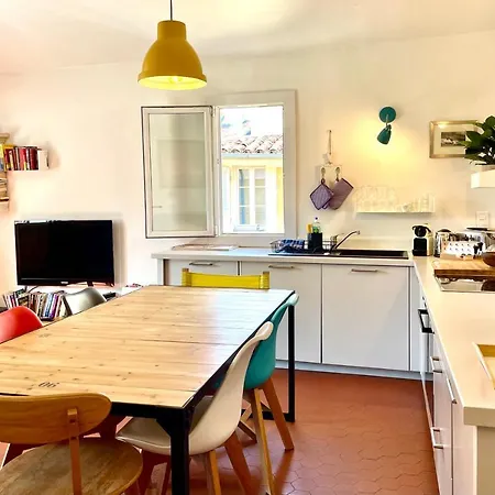 Apartman Lumineux Aix Plein Centre Avec Parking Prive Gratuit *