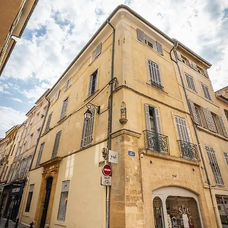 Lumineux Aix Plein Centre Avec Parking Prive Gratuit